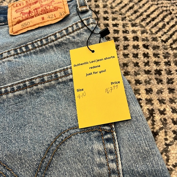 Vintage Levi jean shorts redone size 8-9 - Picture 5 of 6